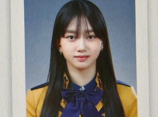 Recent activity shot of Sooin (MEOVV)