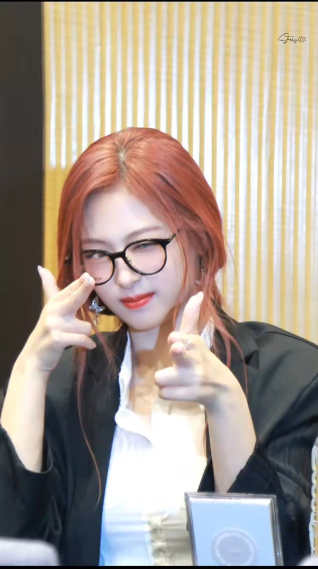 Today's most popular wallpaper in the Ahyeon (BABYMONSTER) community