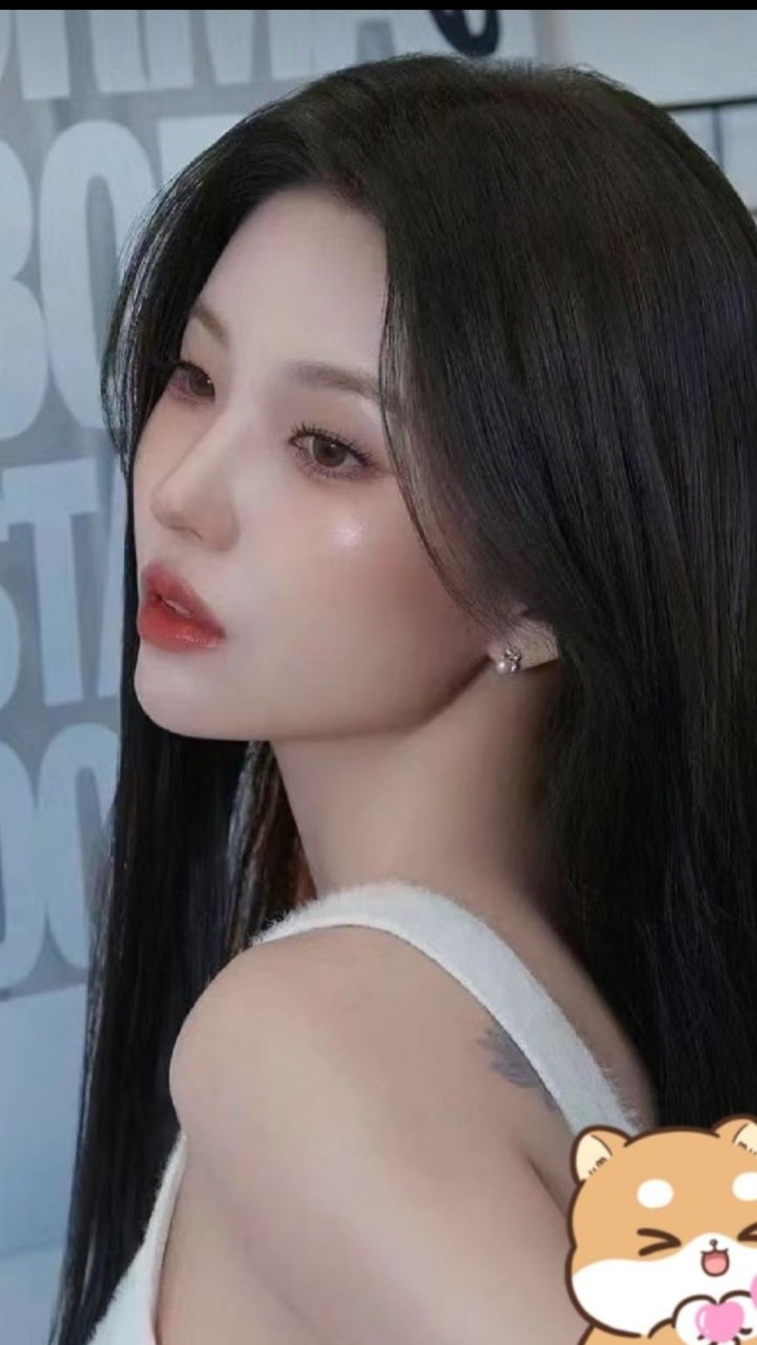 Fandom-recommended wallpaper image of Soyeon (i-dle)