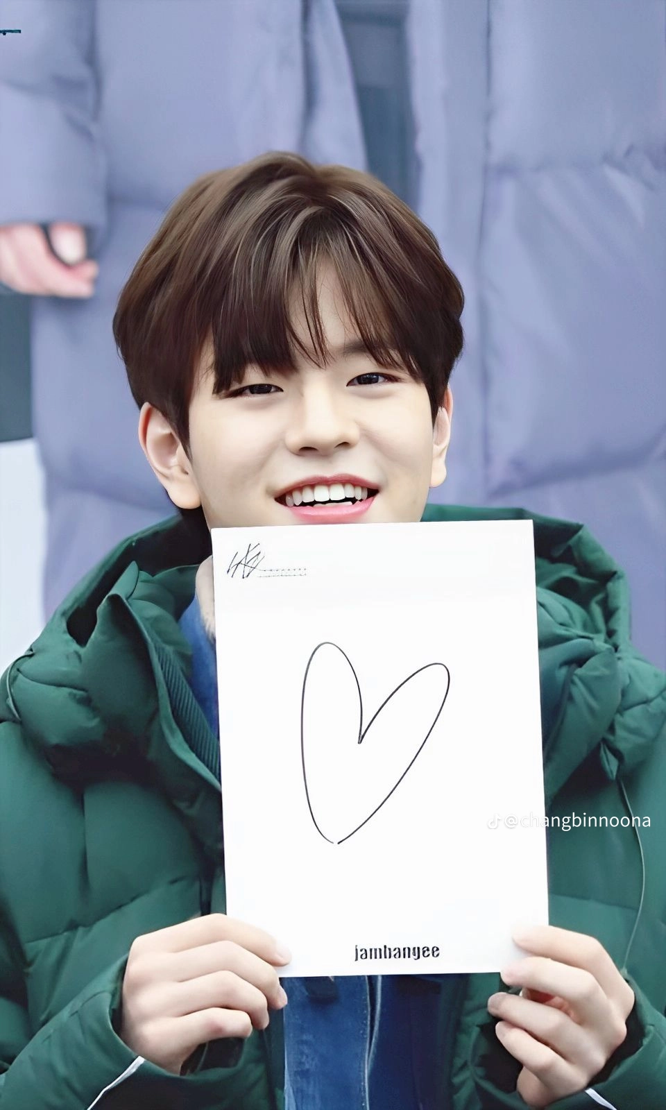 The most beloved wallpaper among Seungmin (Stray Kids)'s fans