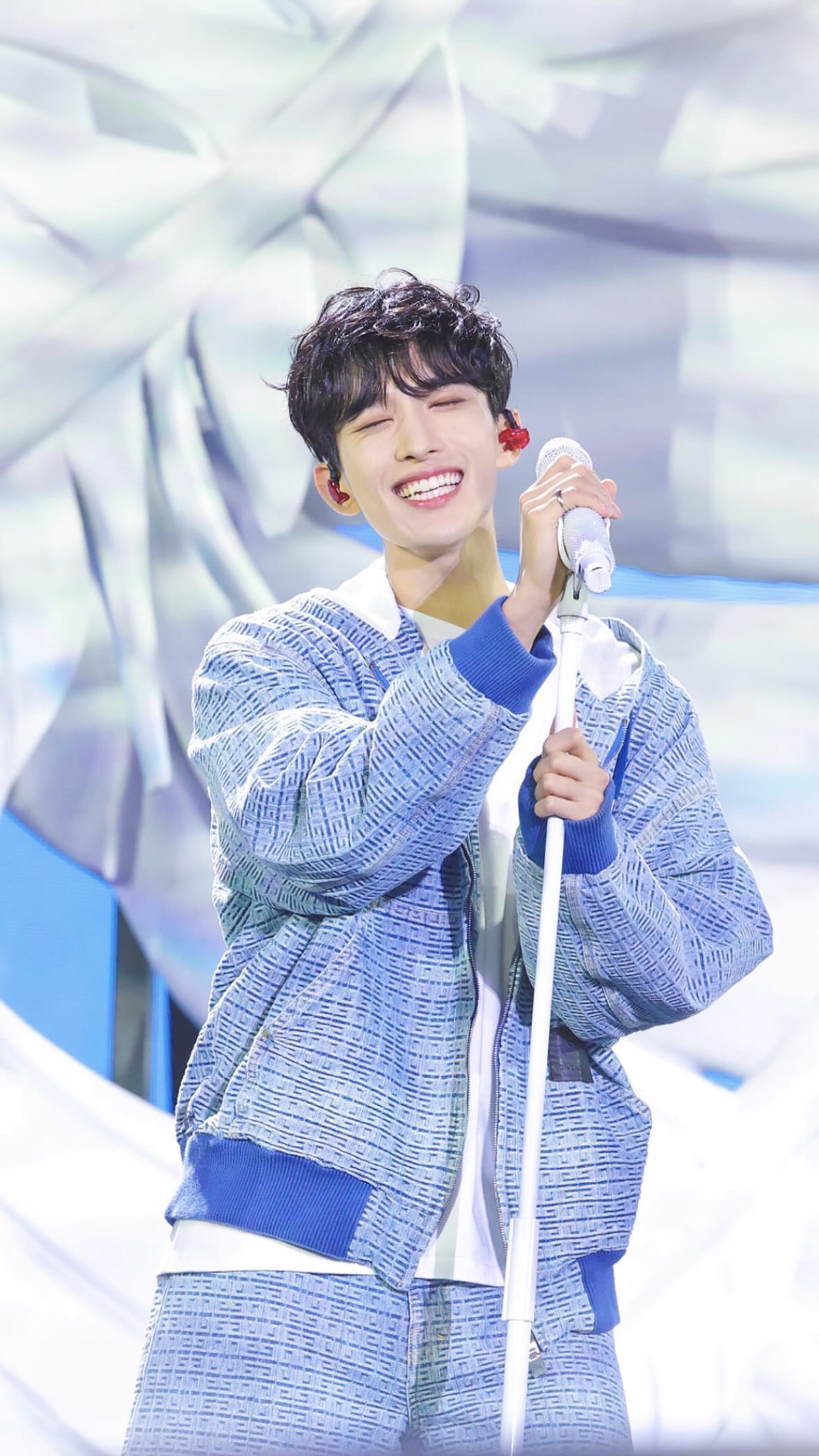 Fandom-recommended wallpaper image of ドギョム (SEVENTEEN)