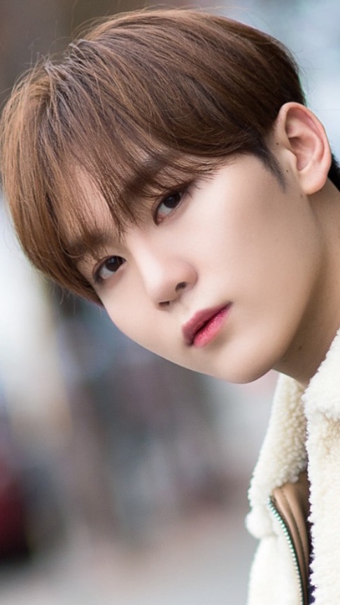 Today's most popular wallpaper in the Seungkwan (SEVENTEEN) community