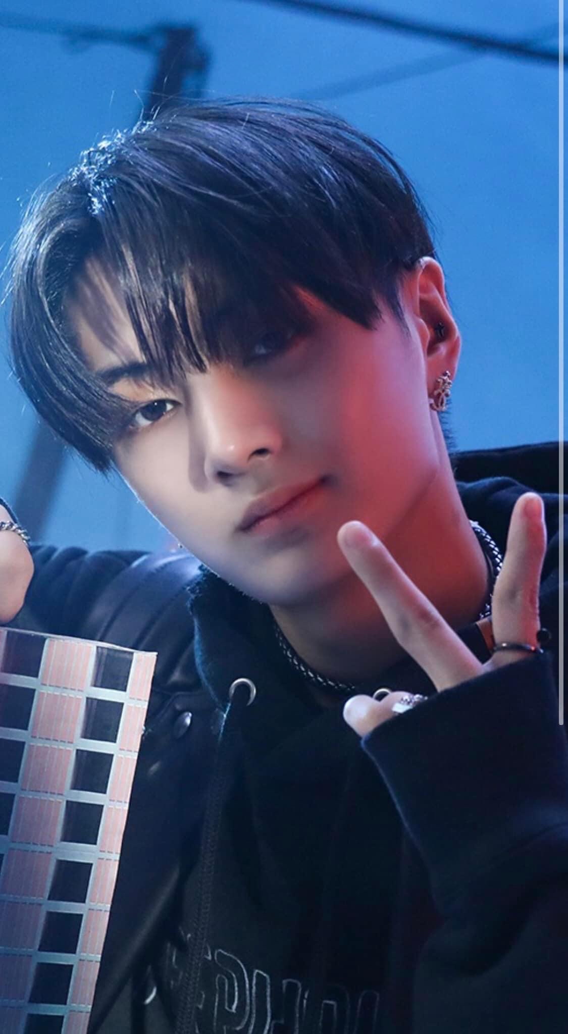 A heartfelt wallpaper shared by Jay (ENHYPEN)'s fans