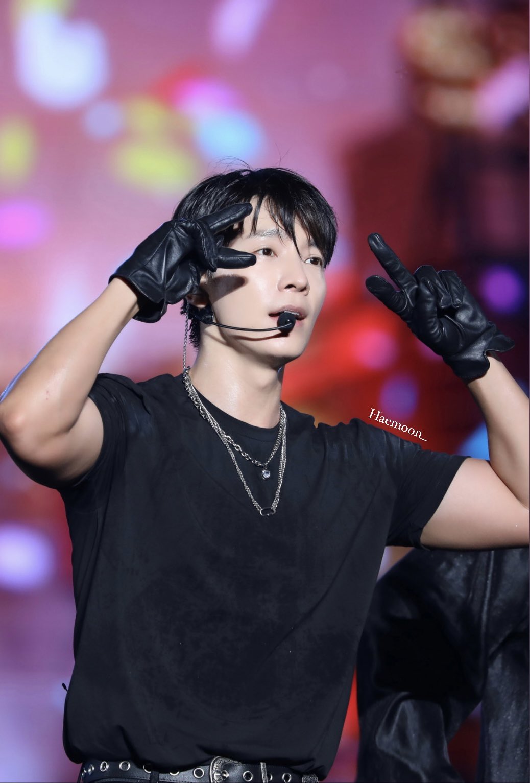Latest photo of Donghae (Super Junior)