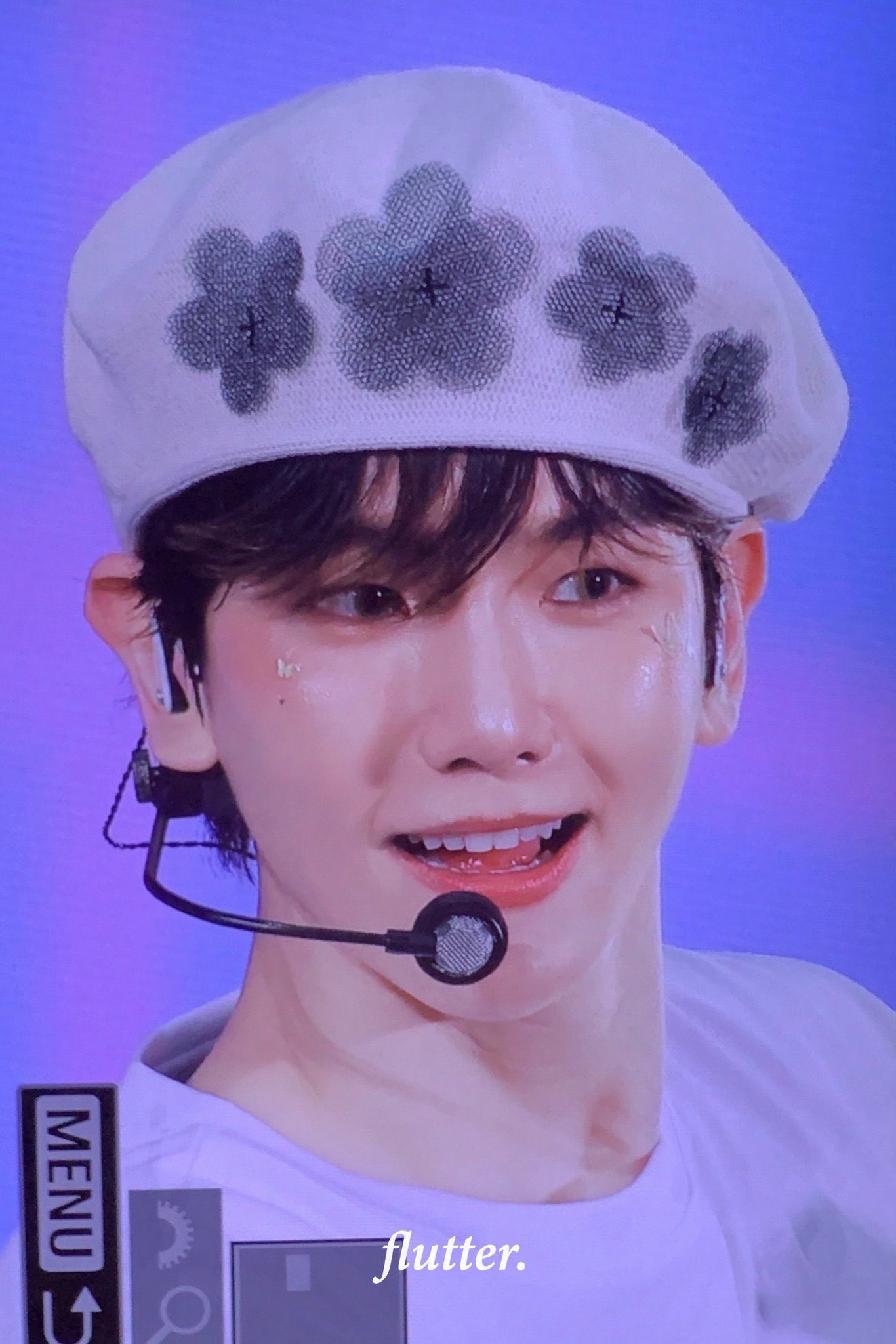 Foto aktivitas terbaru Baekhyun (EXO)