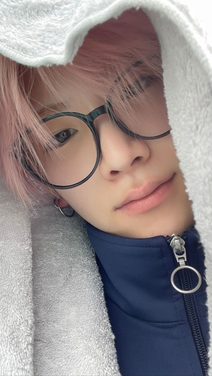 Fandom-recommended wallpaper image of Yuma (&TEAM)