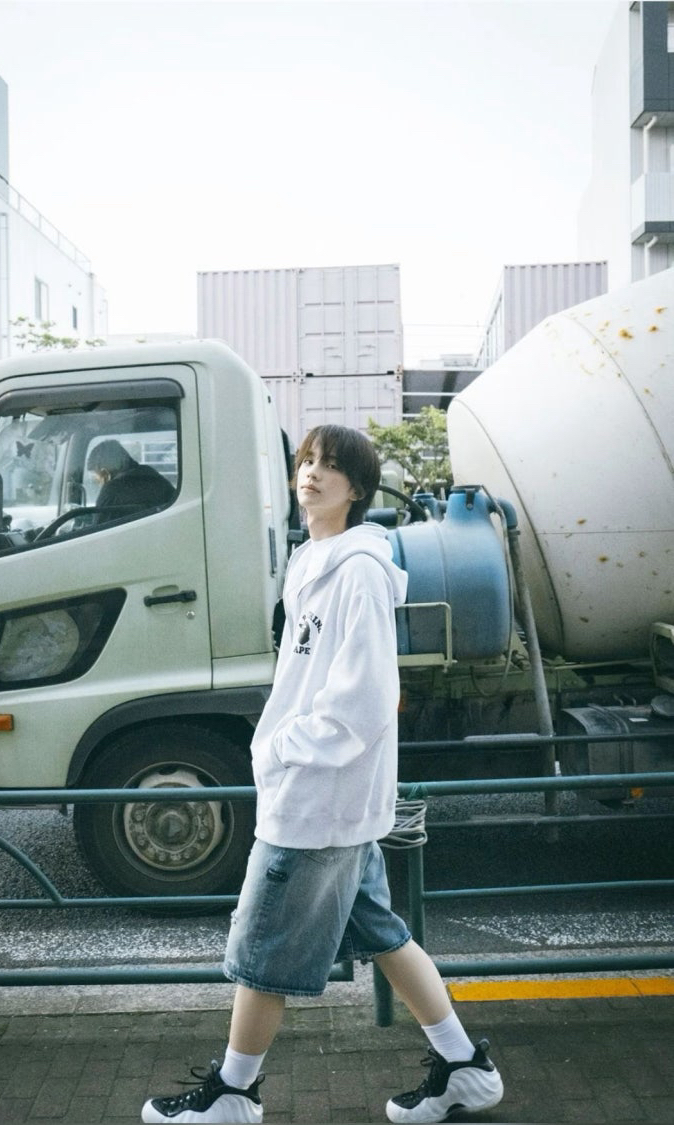 The most beloved wallpaper among Shinyu (TWS)'s fans