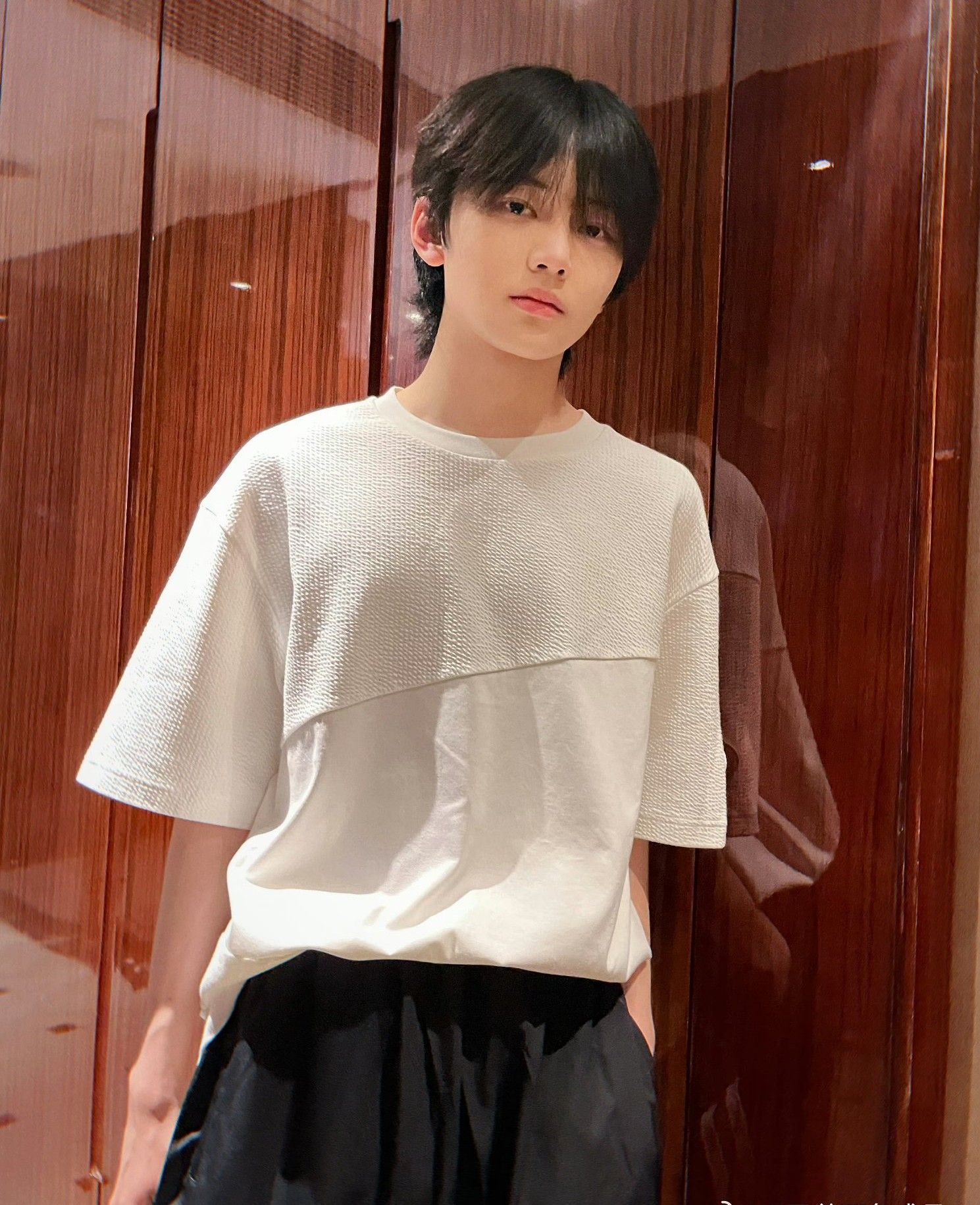 Behind-the-scenes cut of Lin (NouerA)