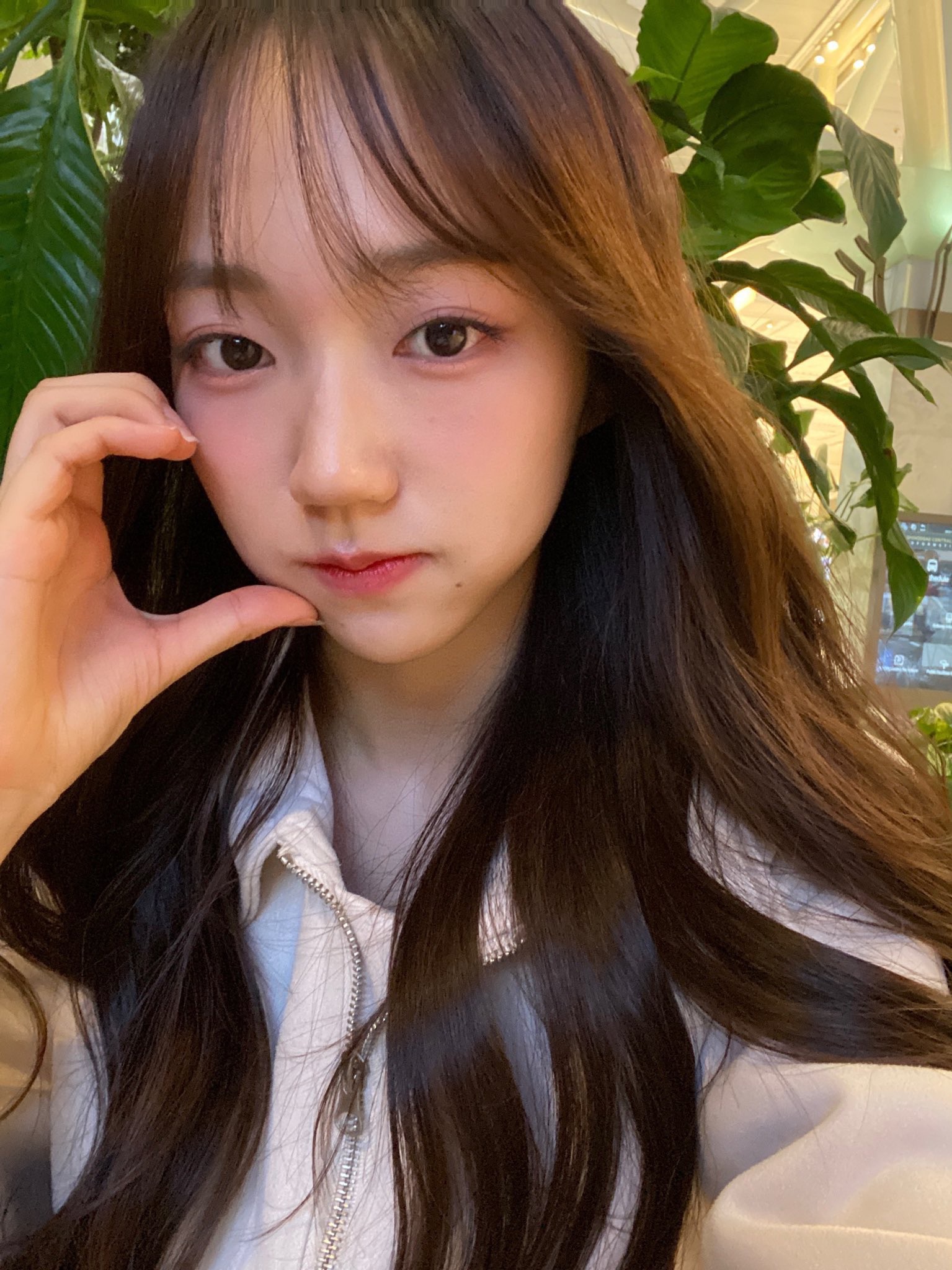 Recent activity shot of Park Shion (tripleS)