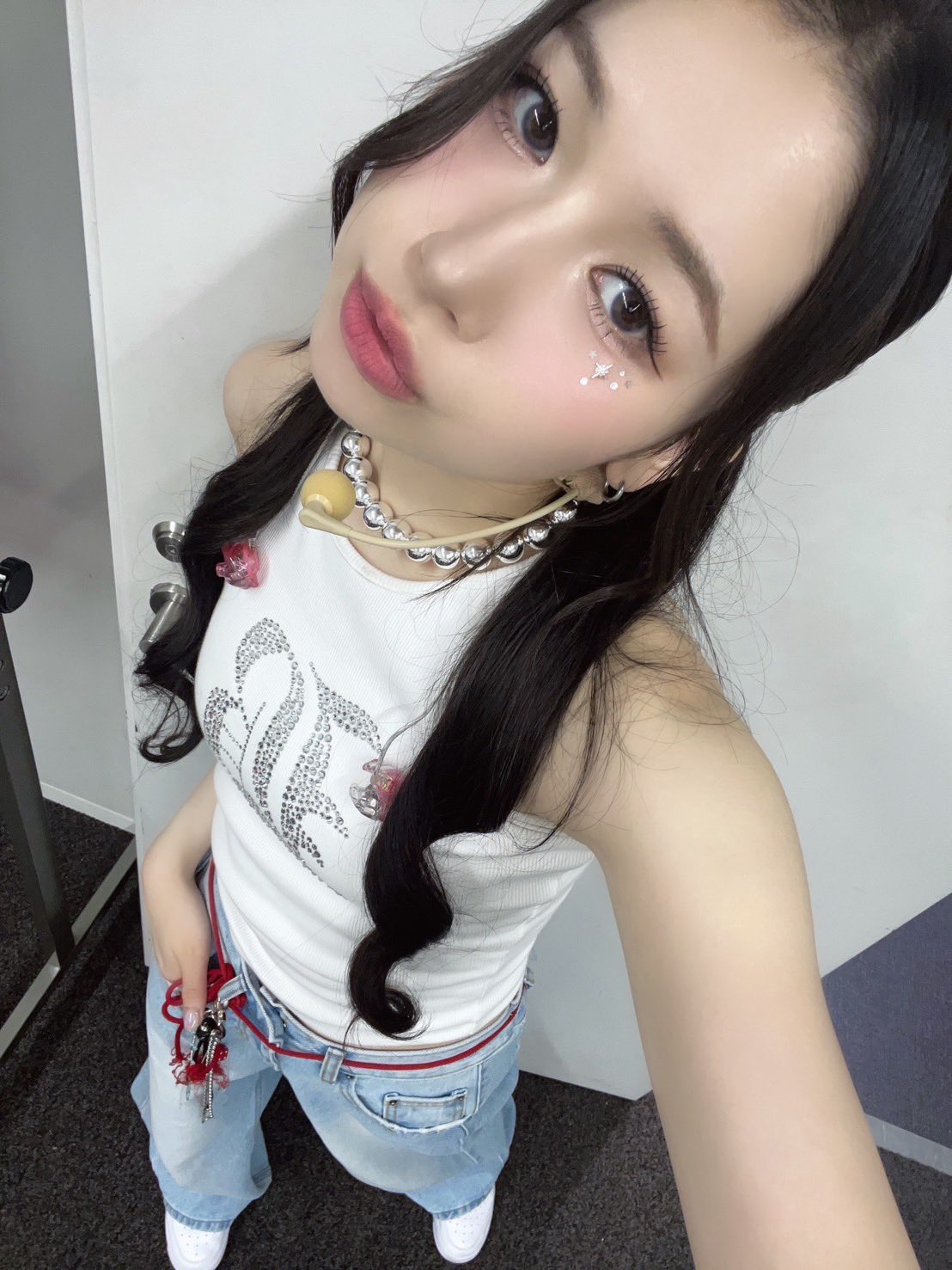 Recent activity shot of Kasahara Momona (ME:I)