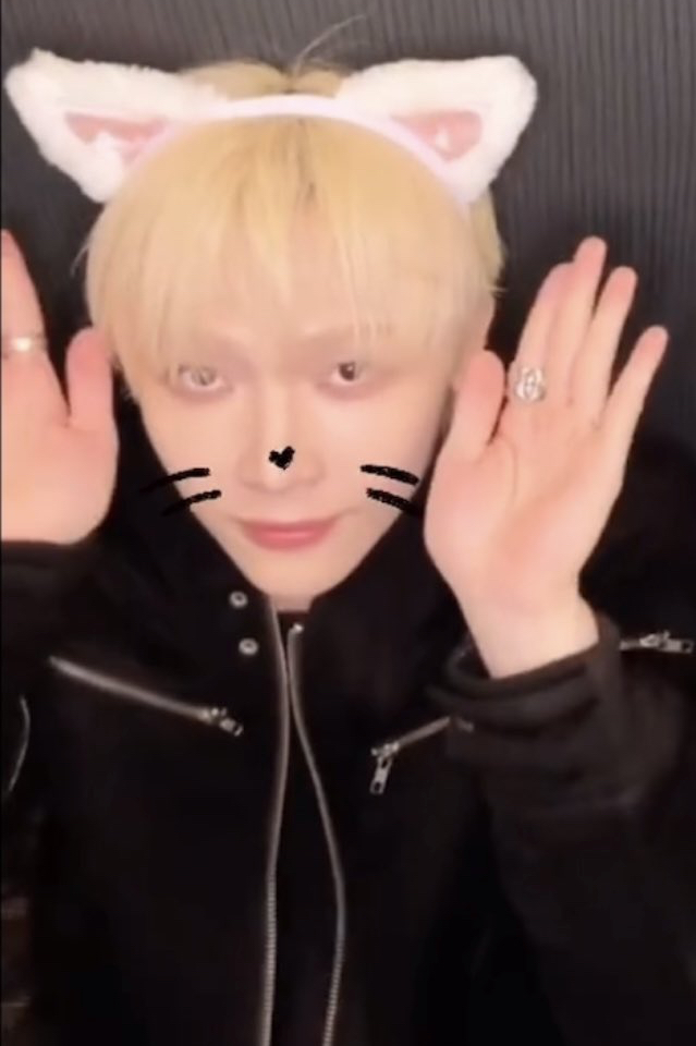 ニコラス (&TEAM)の最近の活動写真