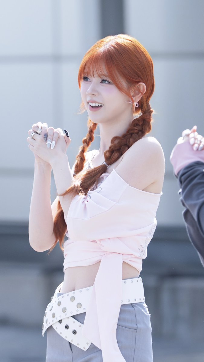 NiziUの最新写真