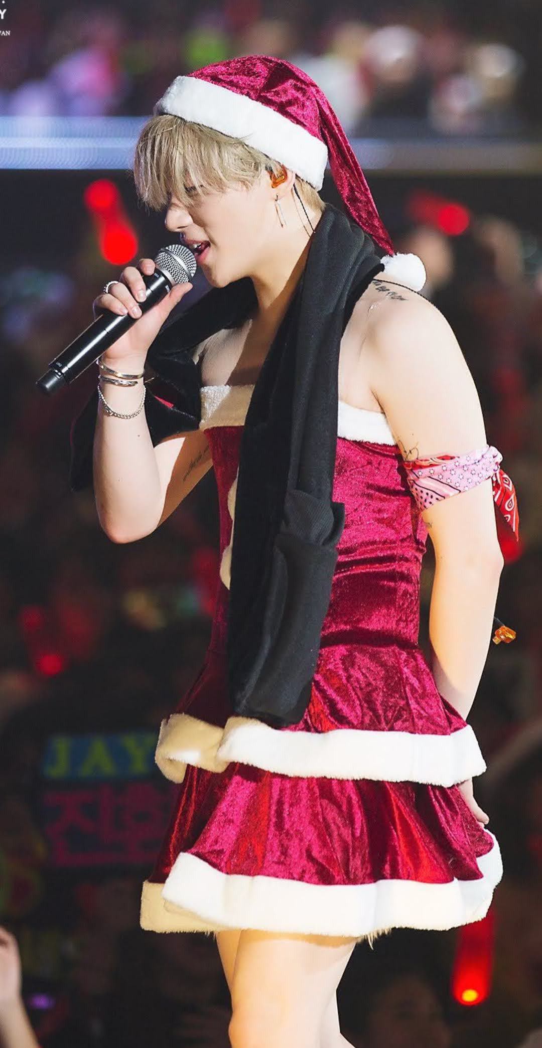 Recent activity shot of JAY (iKON)