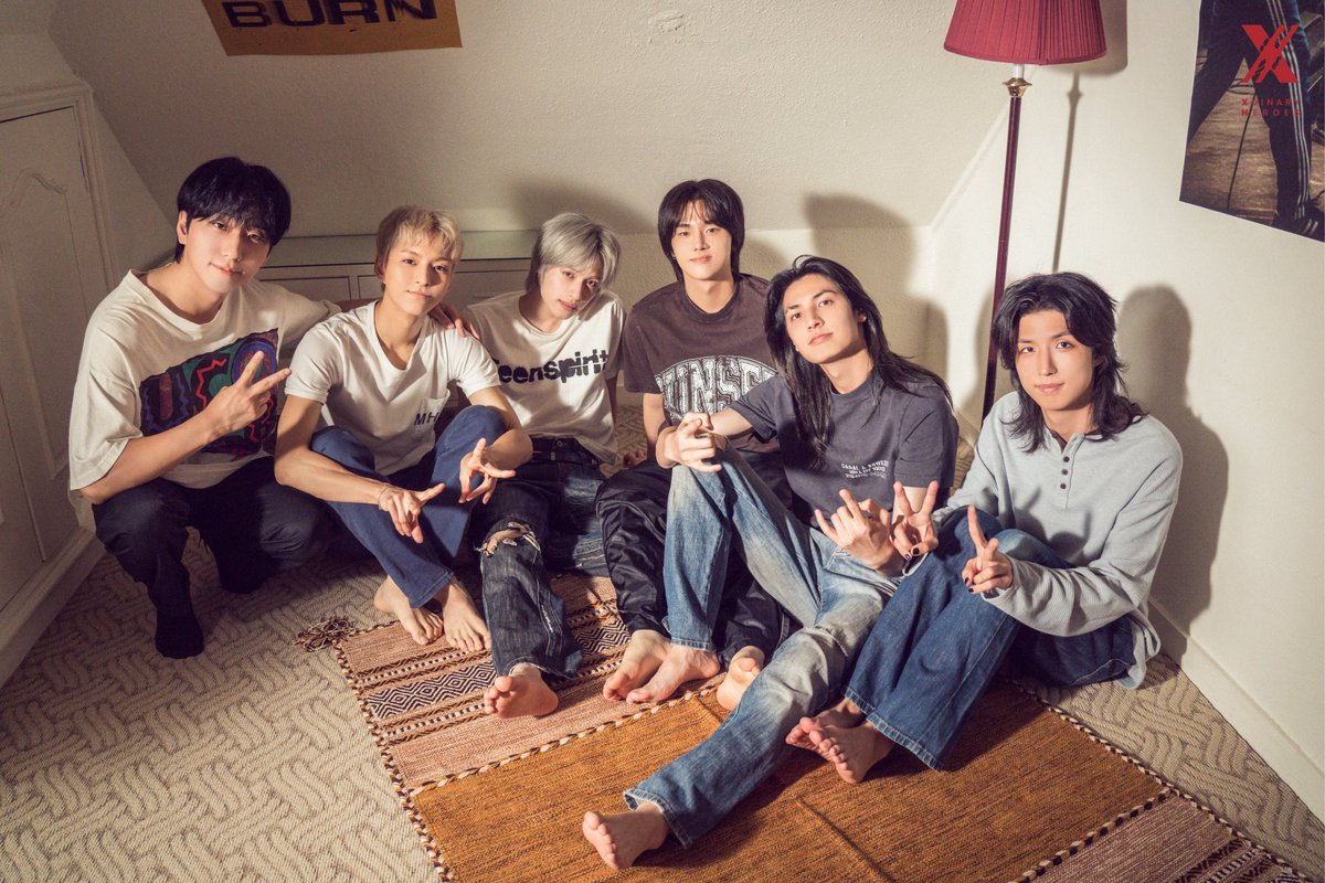 Behind-the-scenes cut of Xdinary Heroes