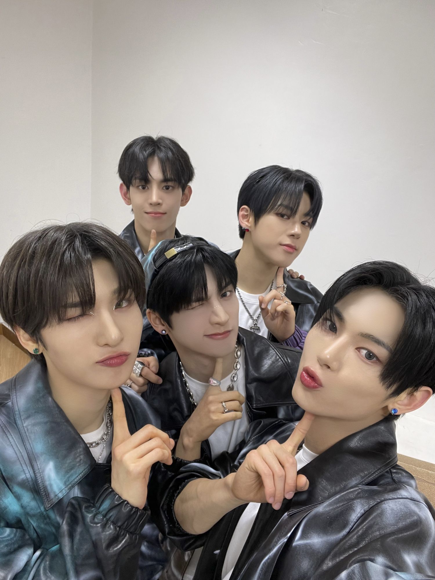 A moment captured by NOWADAYS's fan
