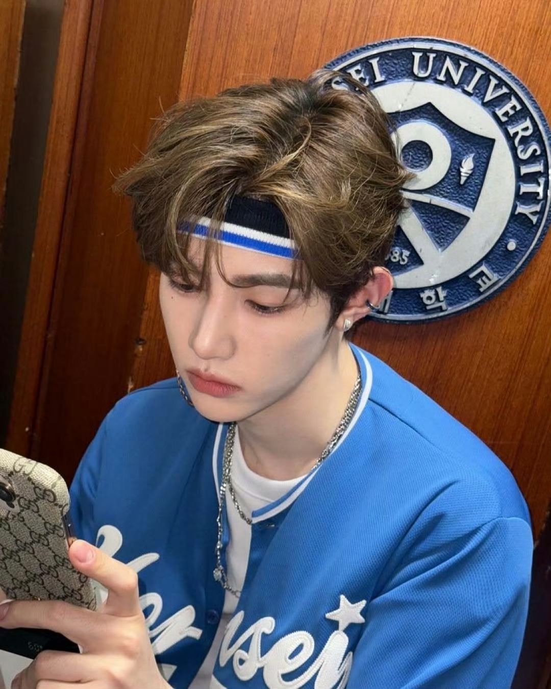 Behind-the-scenes cut of Zhang Hao (ZEROBASEONE)