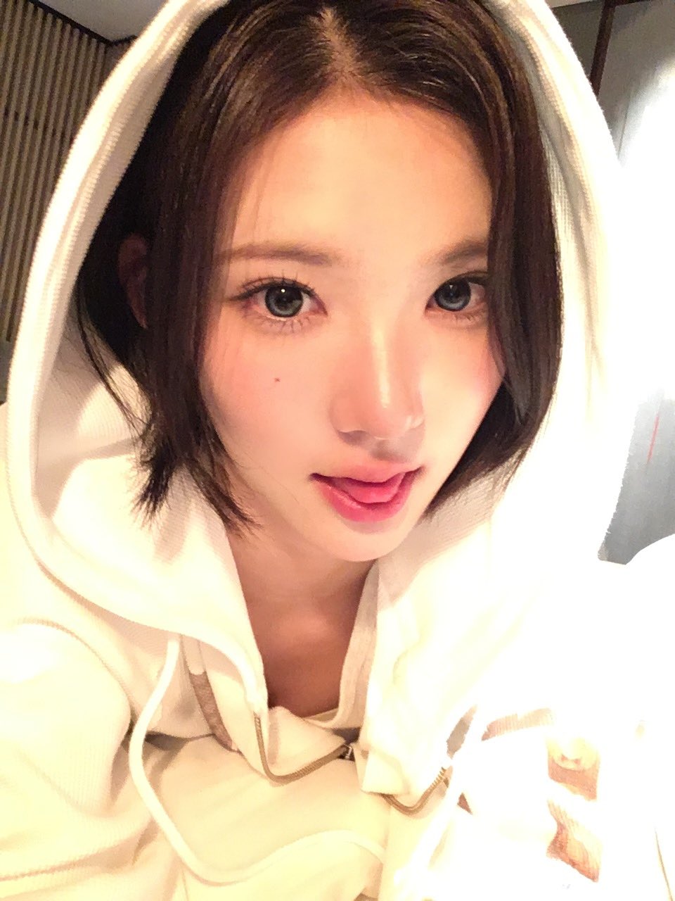 Recent activity shot of Jiwoo (Hearts2Hearts)