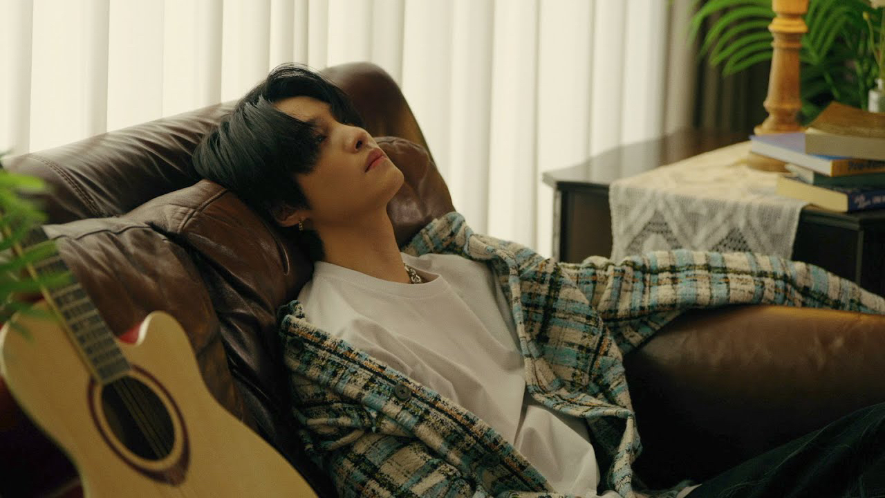 Behind-the-scenes cut of YANGYANG (WayV)