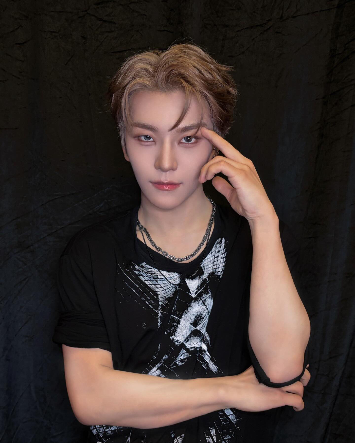 A moment captured by He Xinlong (ALPHA DRIVE ONE)'s fan