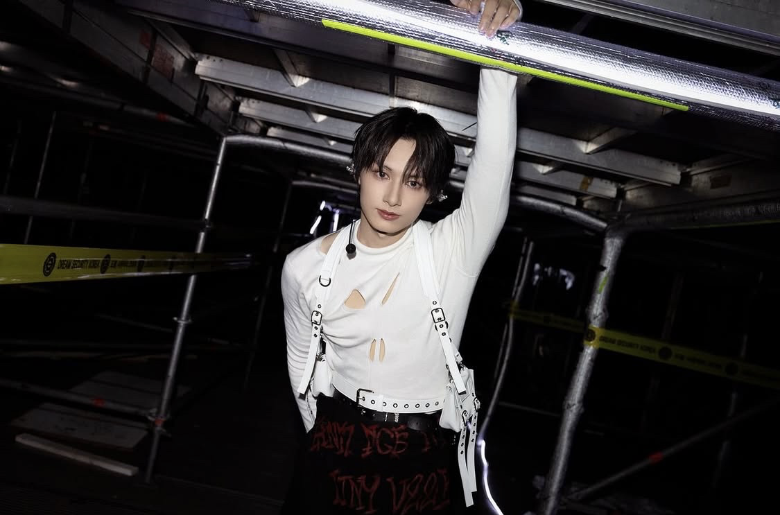 A moment captured by Jun (SEVENTEEN)'s fan