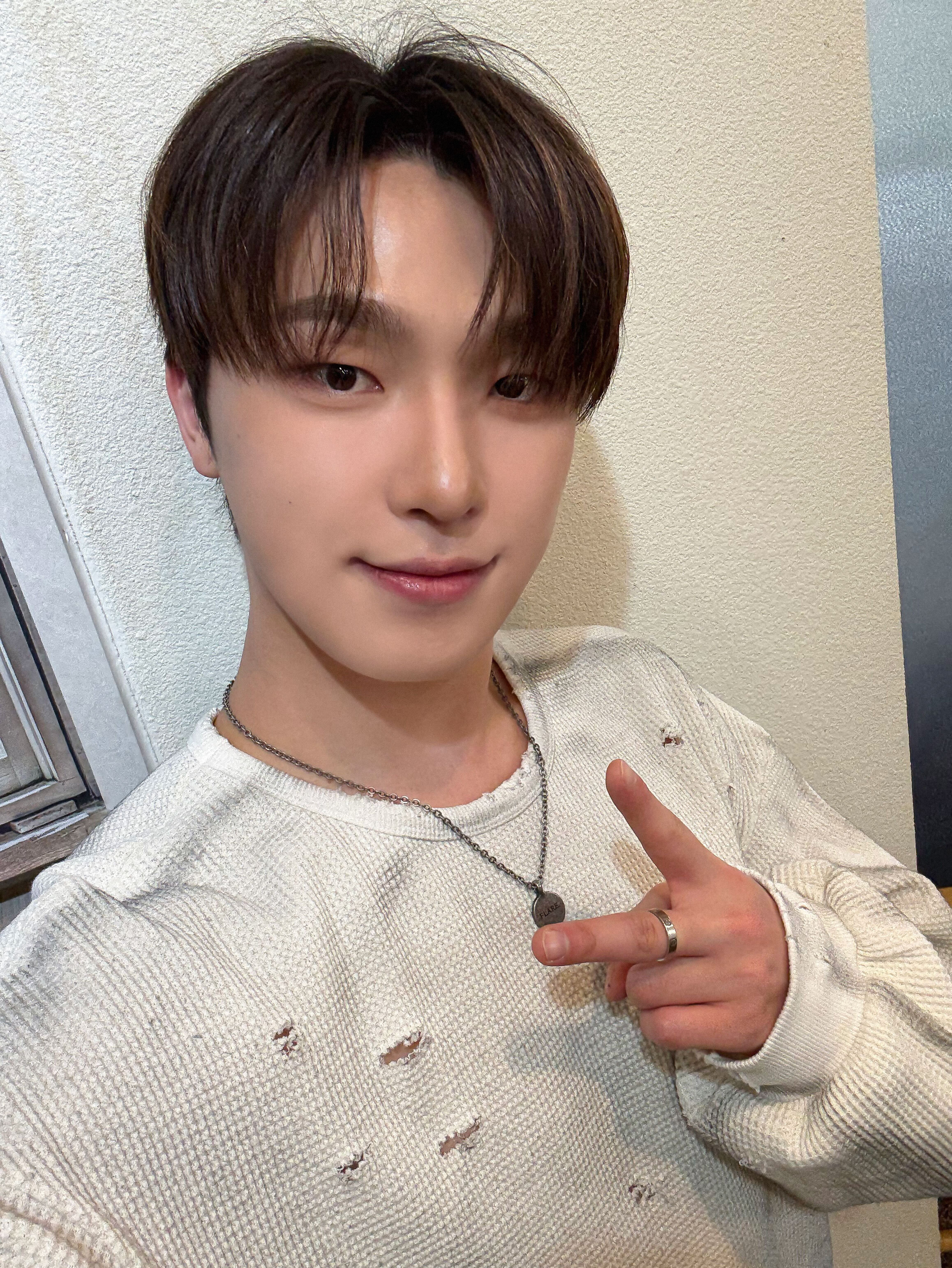 Behind-the-scenes cut of Dino (SEVENTEEN)