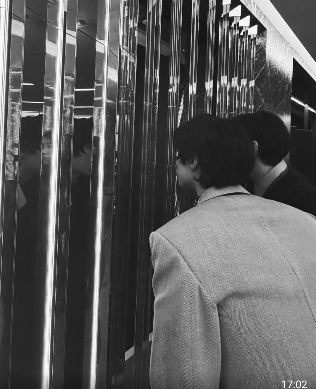 뷔 (방탄소년단) 최근 활동샷