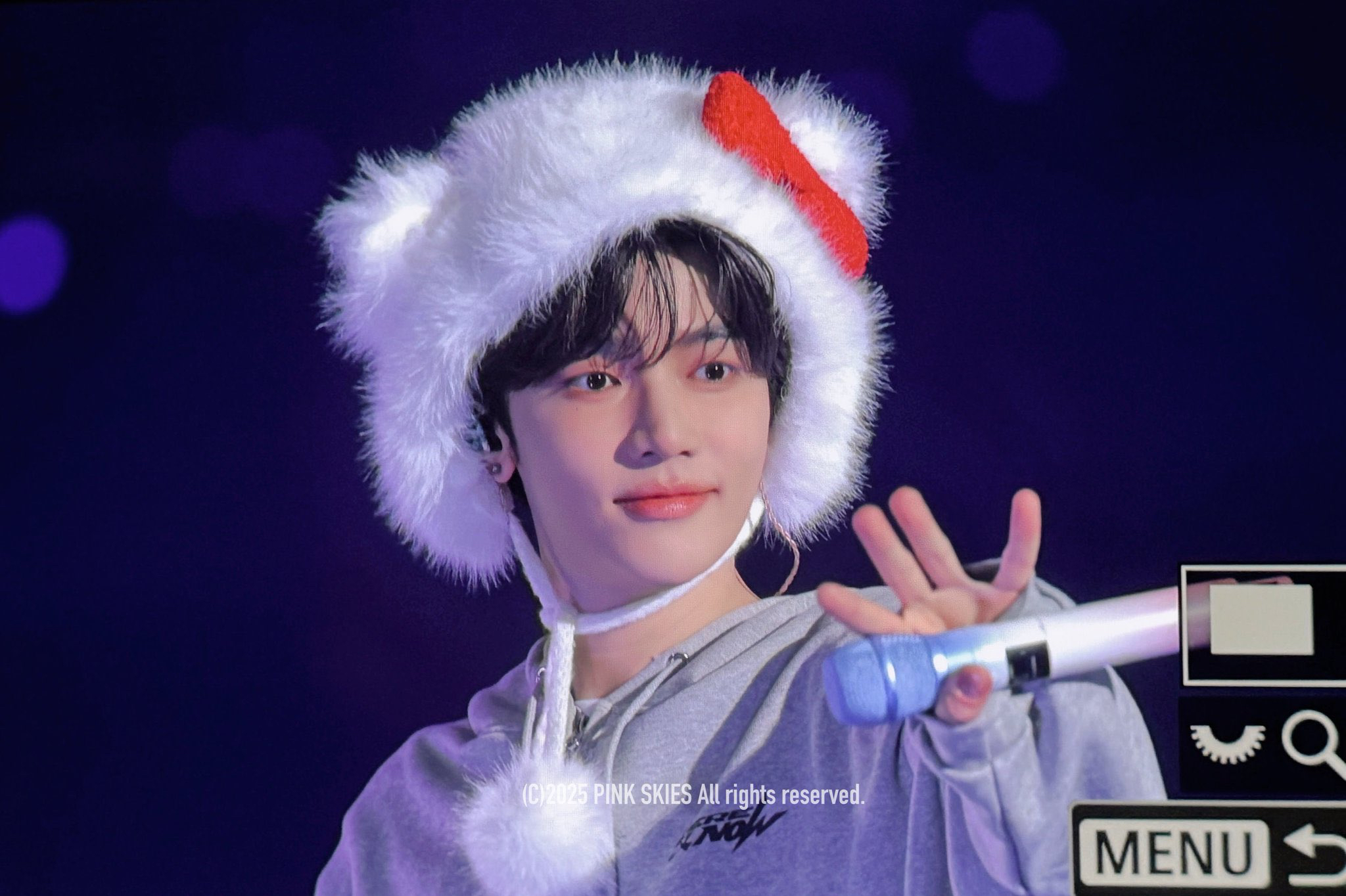 章昊 (ZEROBASEONE)的最新照片