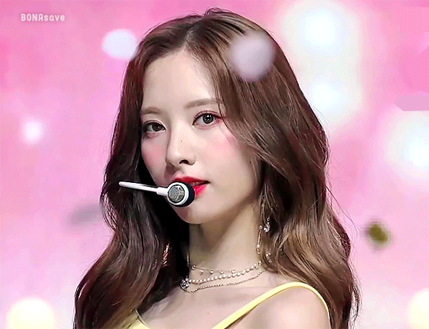 Behind-the-scenes cut of Bona (WJSN)