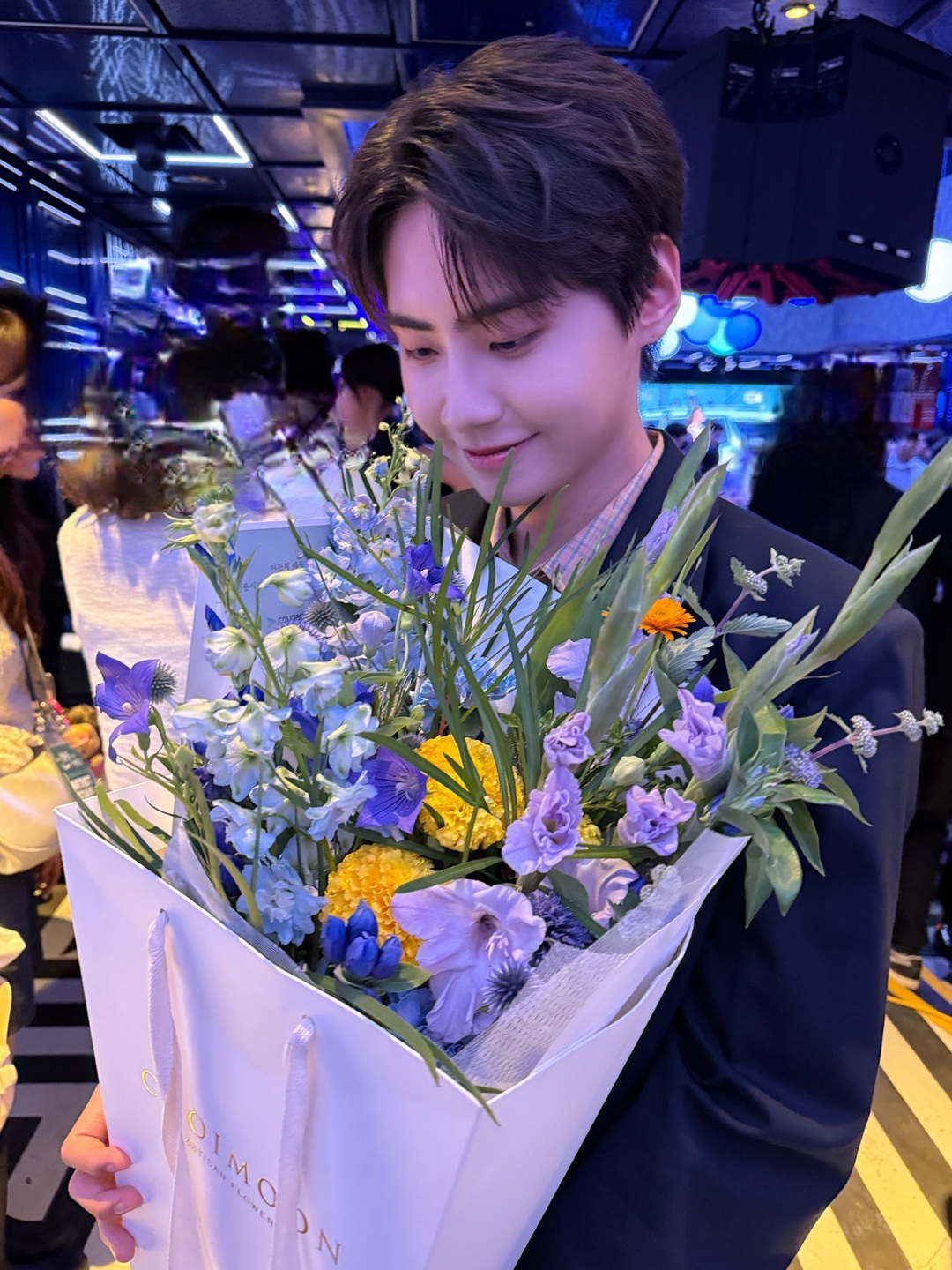 Recent activity shot of Lee Jinhyuk