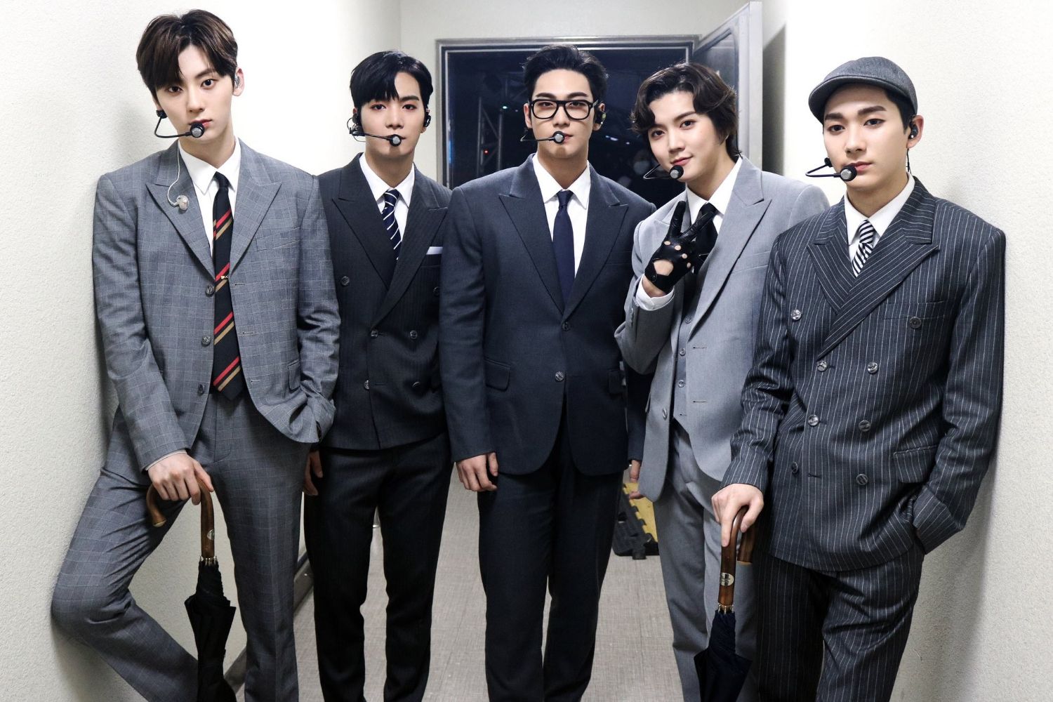 Behind-the-scenes cut of NU'EST