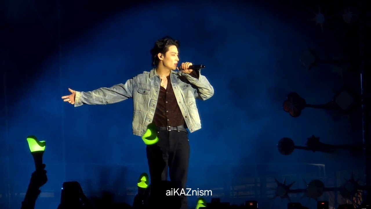 Latest photo of JAY B (GOT7)