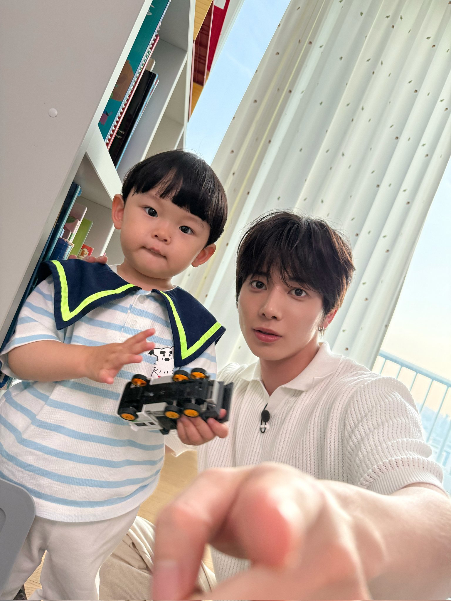 태현 (투모로우바이투게더)의 비하인드 컷