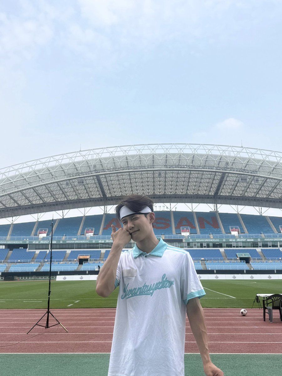 A moment captured by CIX's fan