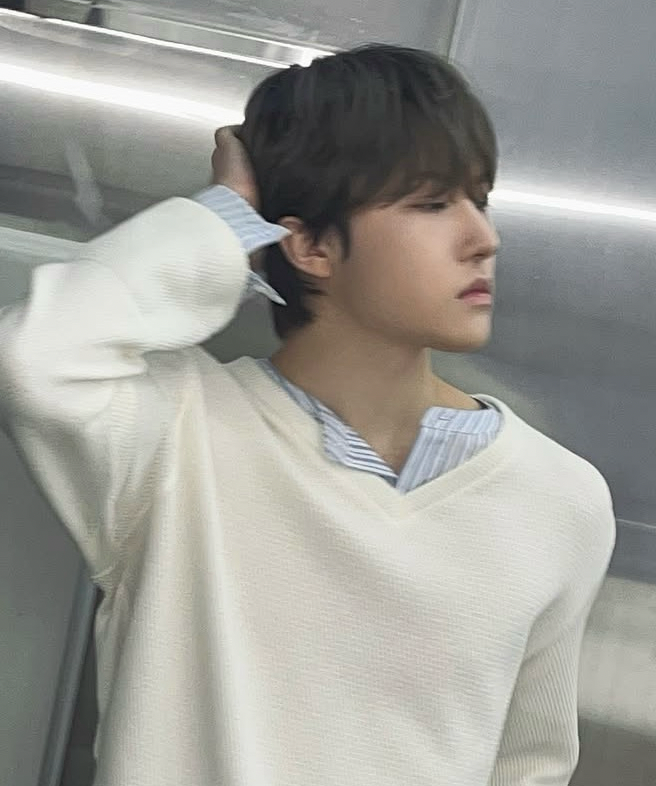 Behind-the-scenes cut of Junghoon (Xikers)