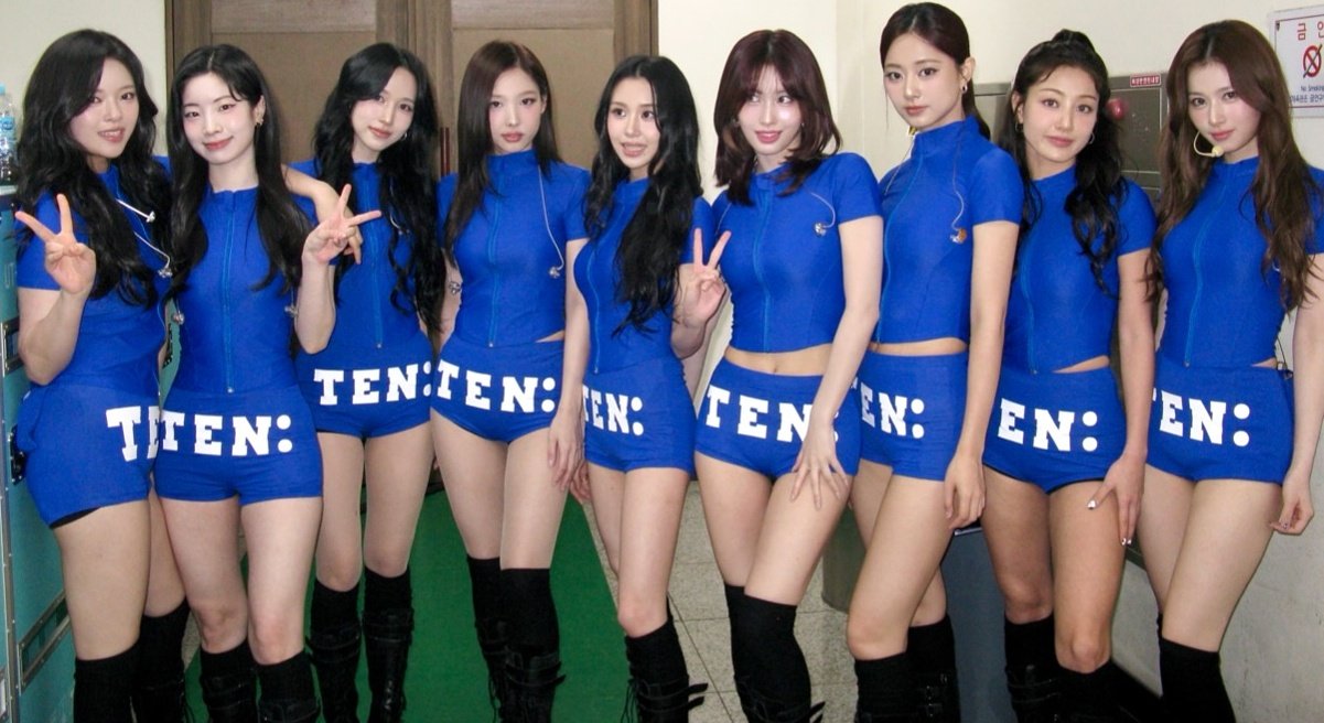 Behind-the-scenes cut of Jihyo (TWICE)