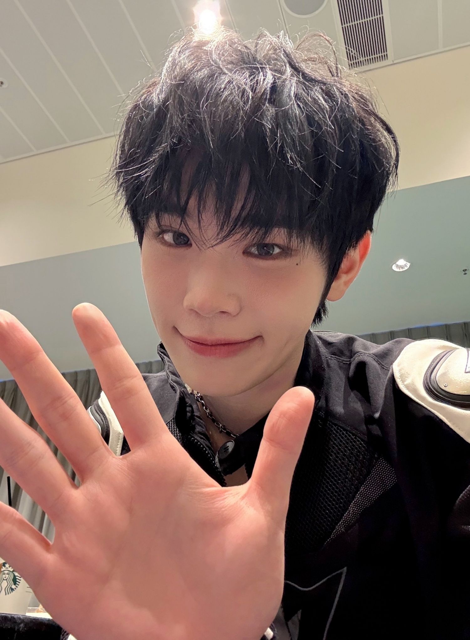 金泰来 (ZEROBASEONE)的最新活动照片