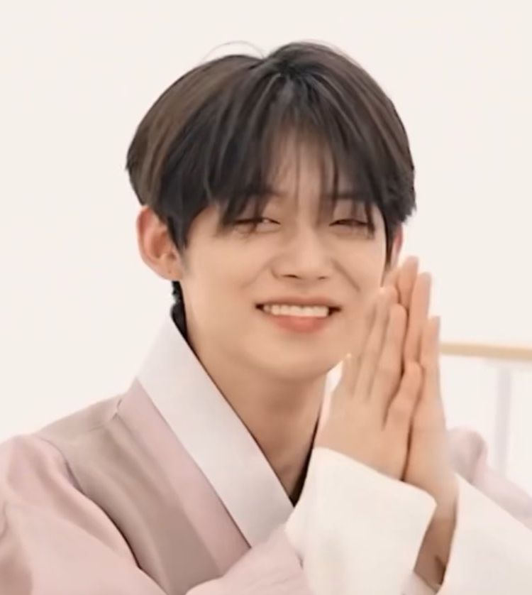 Latest photo of Yeonjun (TOMORROW X TOGETHER)