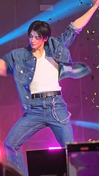 Fandom-recommended wallpaper image of Eunwoo (ASTRO)