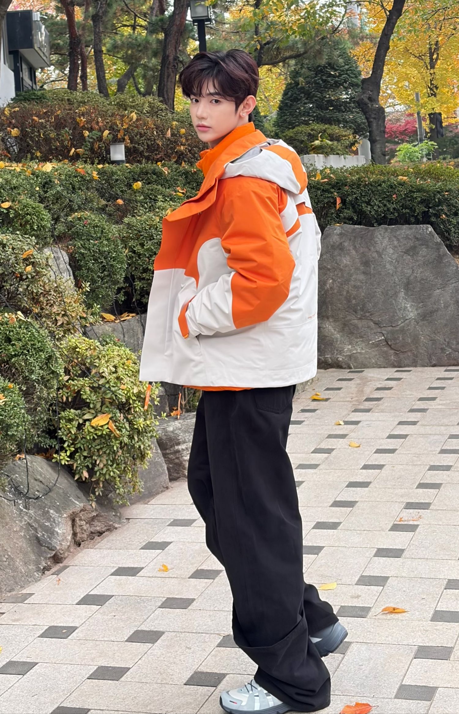 Behind-the-scenes cut of Zhang Hao (ZEROBASEONE)