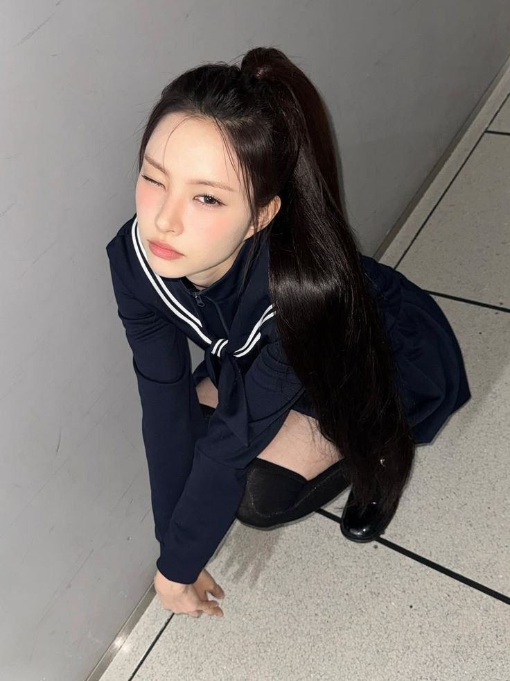 Latest photo of Yunah (ILLIT)