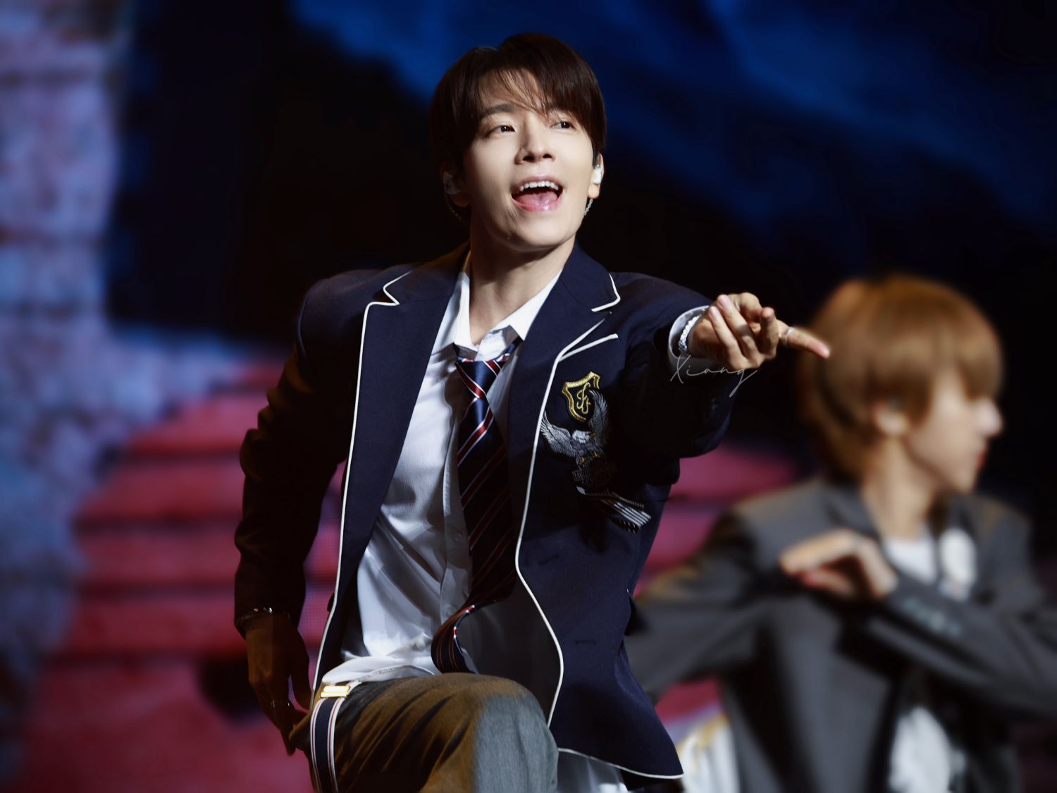 A moment captured by Donghae (Super Junior)'s fan