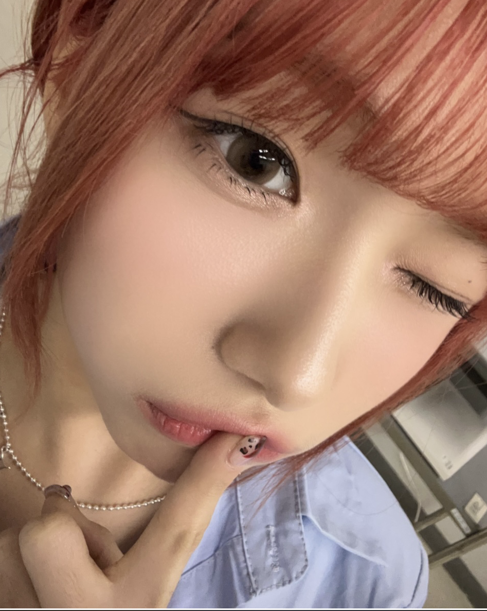 Recent activity shot of Seo Youngeun (Kep1er)