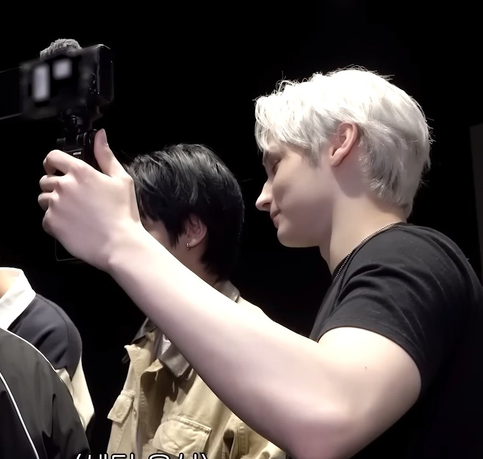 Latest photo of HueningKai (TOMORROW X TOGETHER)