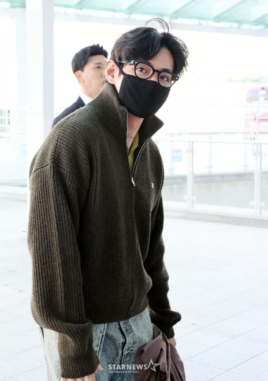 A moment captured by V (BTS)'s fan