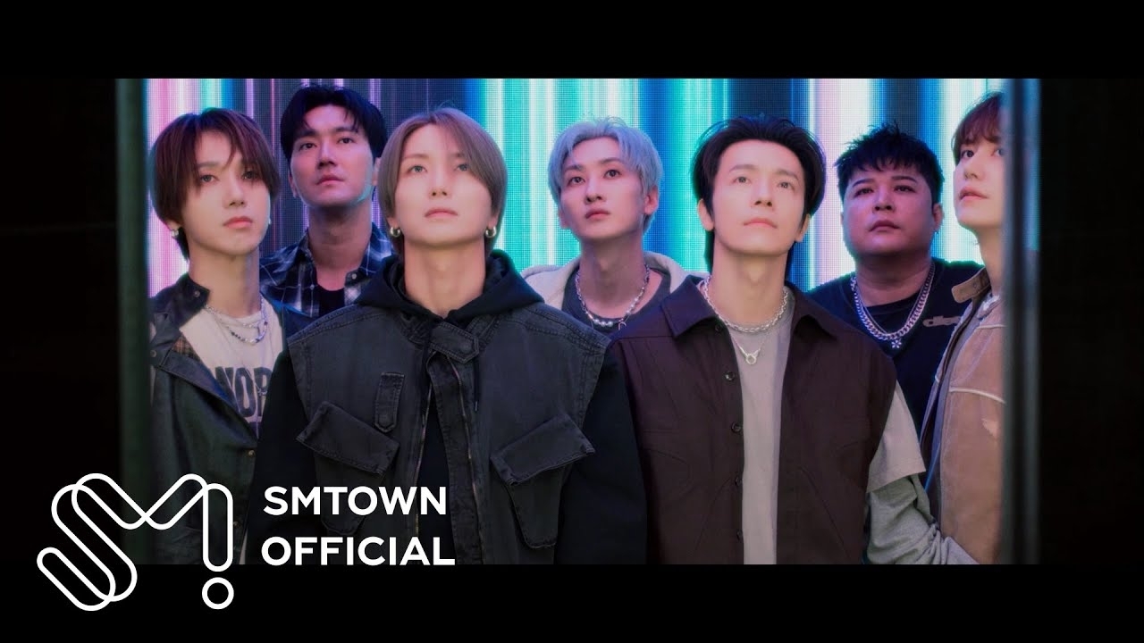Super Juniorの舞台裏ショット