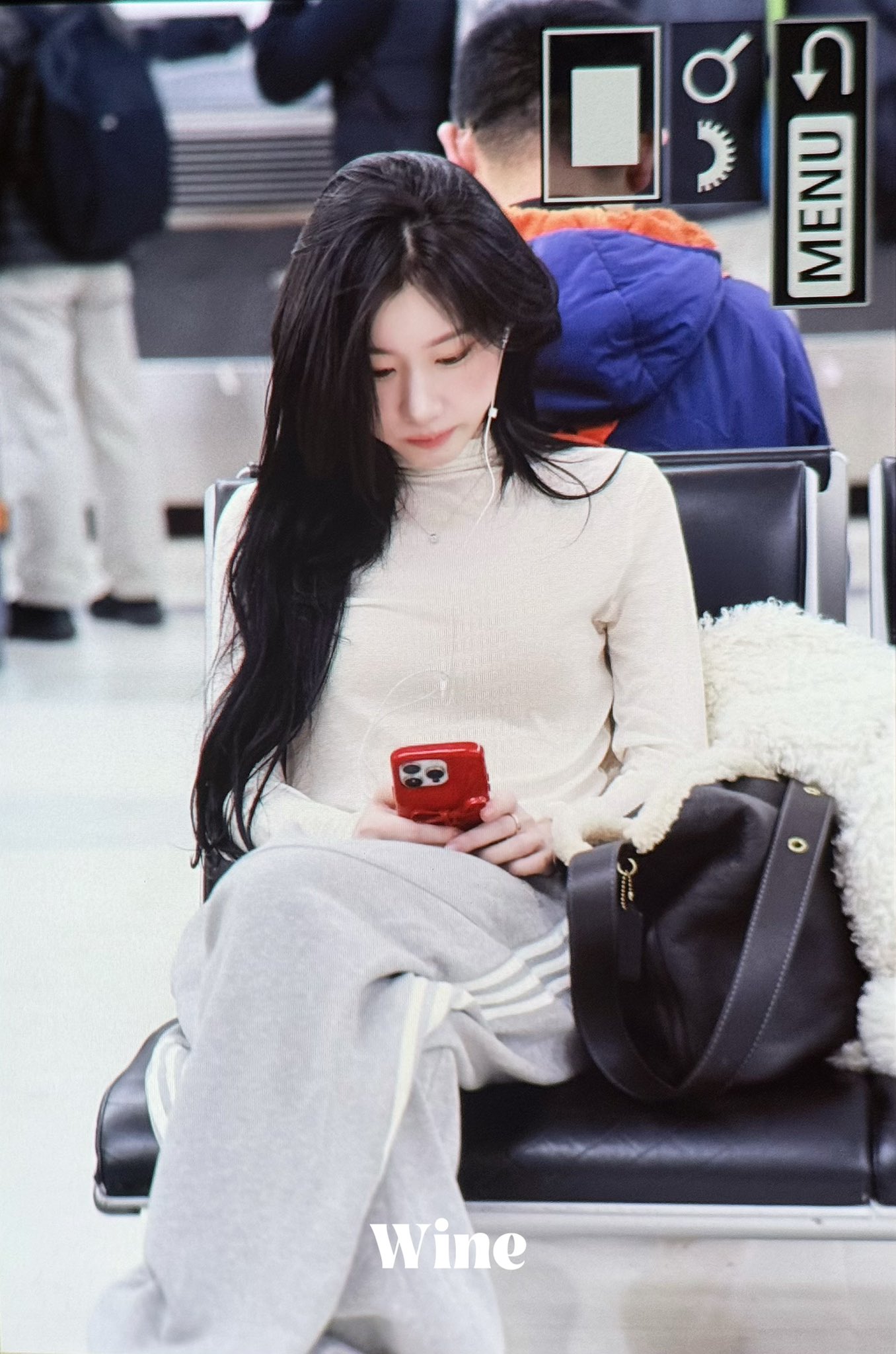 彩领 (ITZY)的最新照片