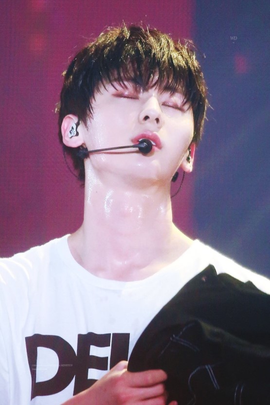 Recent activity shot of Hwang Minhyun