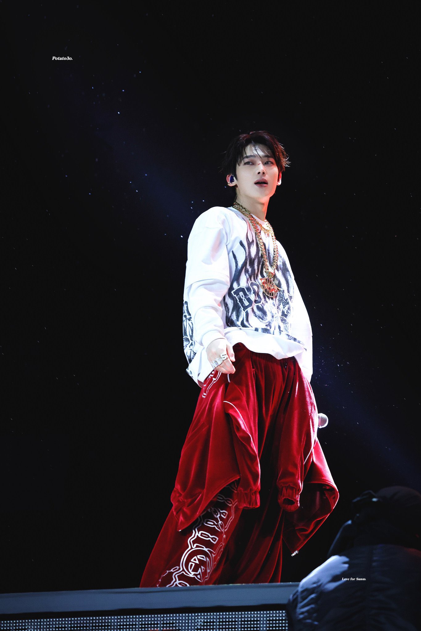 선우 (ENHYPEN)의 비하인드 컷