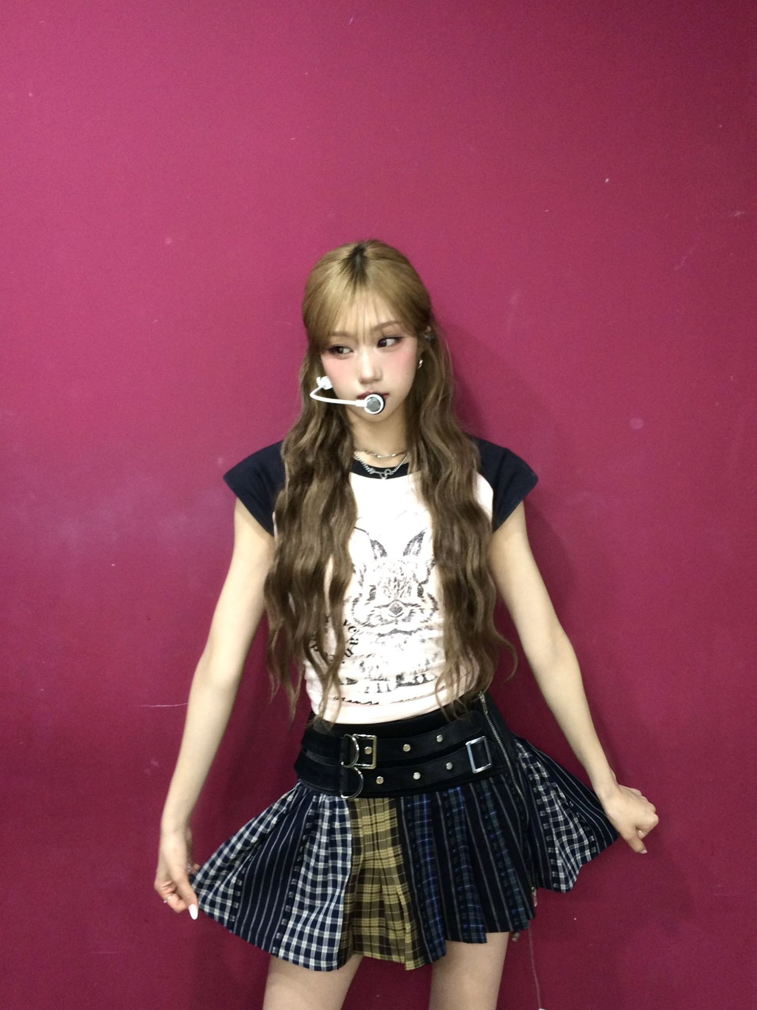 Recent activity shot of Choi Jungeun (izna)
