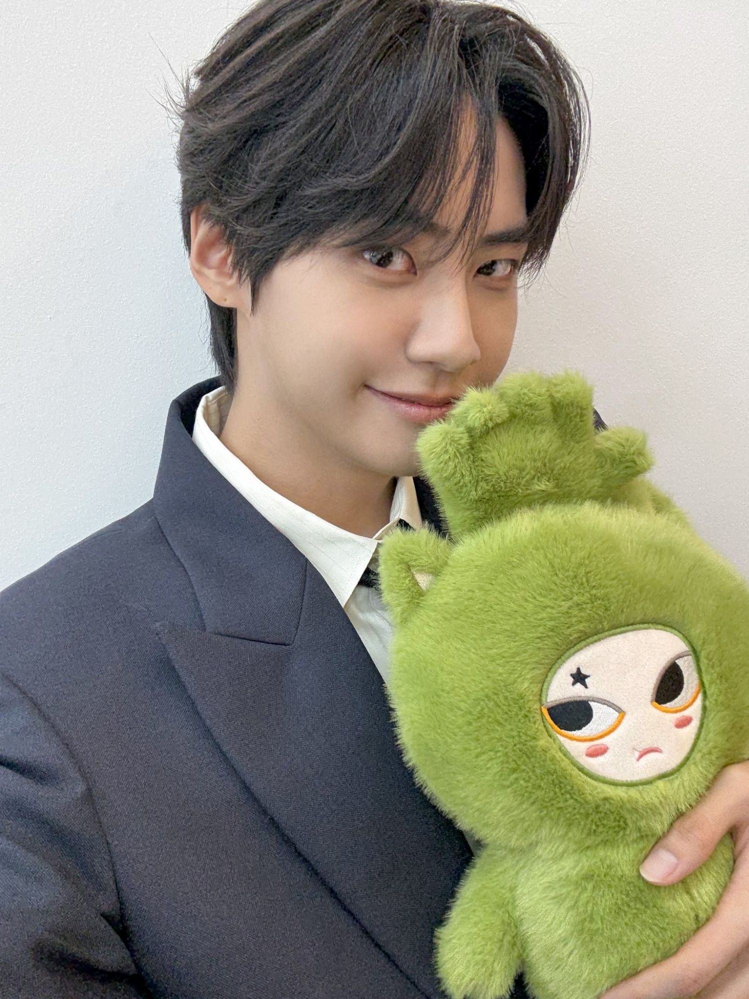 A moment captured by Lee Jinhyuk's fan